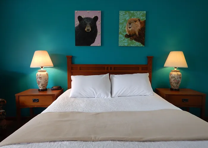 Harwood Hill Motel