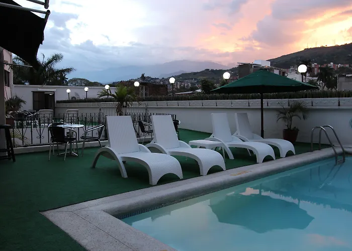 Hotel San Fernando Real