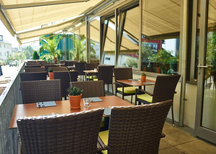 Ko'Ono Hotel