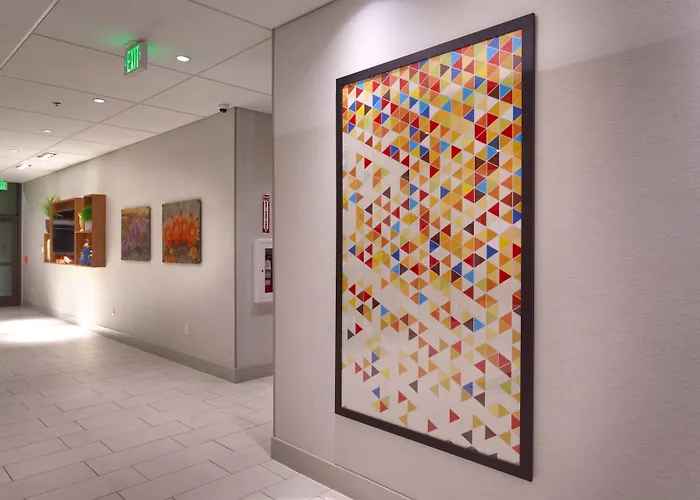 Holiday Inn Express & Suites Phoenix West - By Ihg