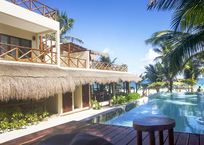 Dune Boutique Hotel Located At The Party Zone (Adults Only)