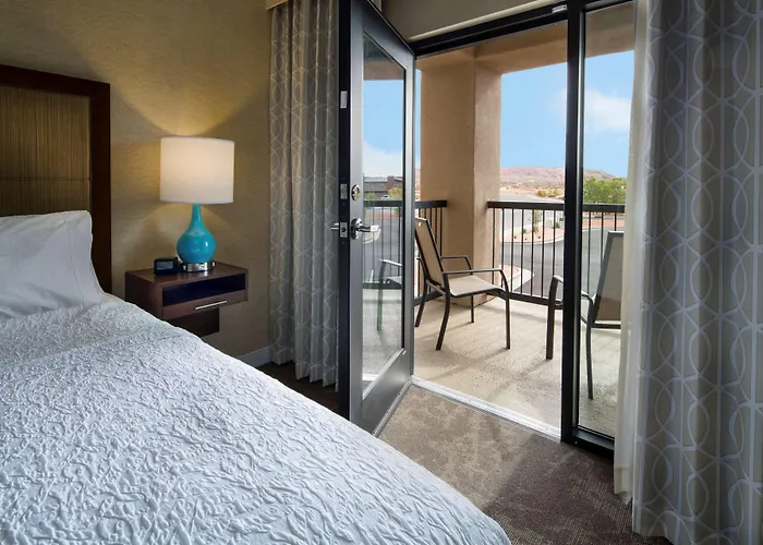 Hampton Inn & Suites Page - Lake Powell