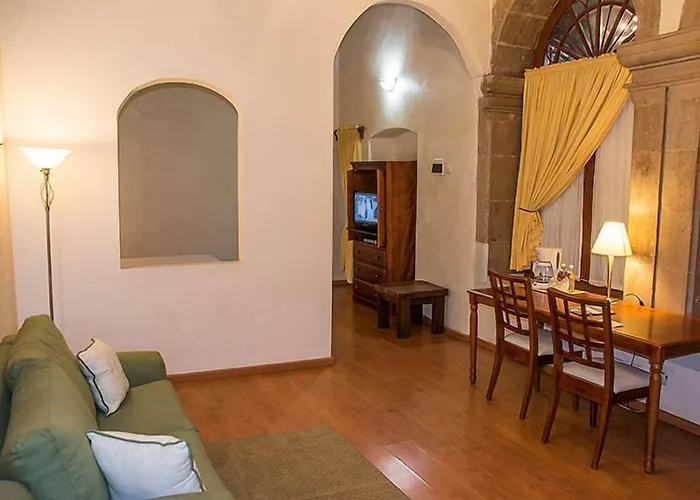 Hostal De La Monja