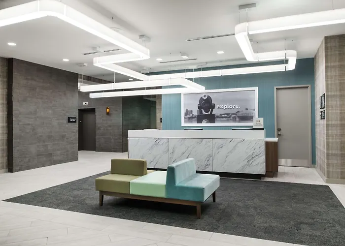 Hampton Inn & Suites Miami Wynwood Design District, Fl