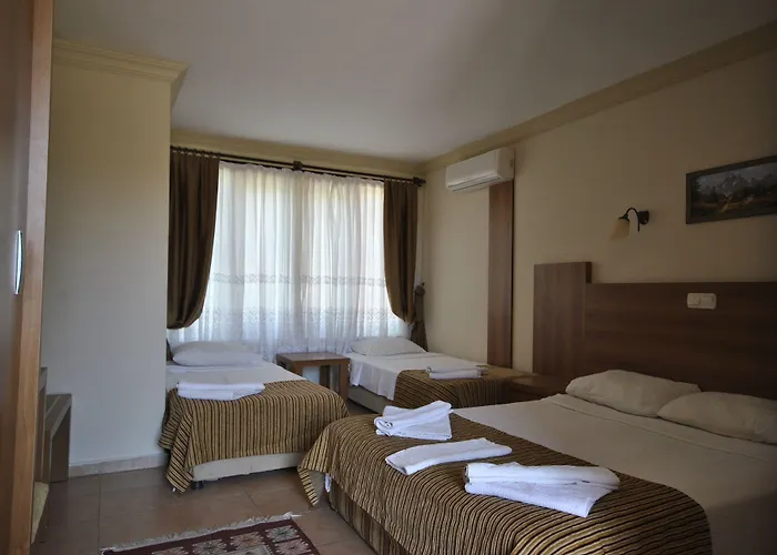 MG Moms Hotel