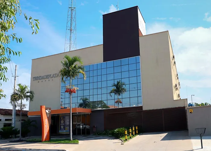 Trindade Plaza