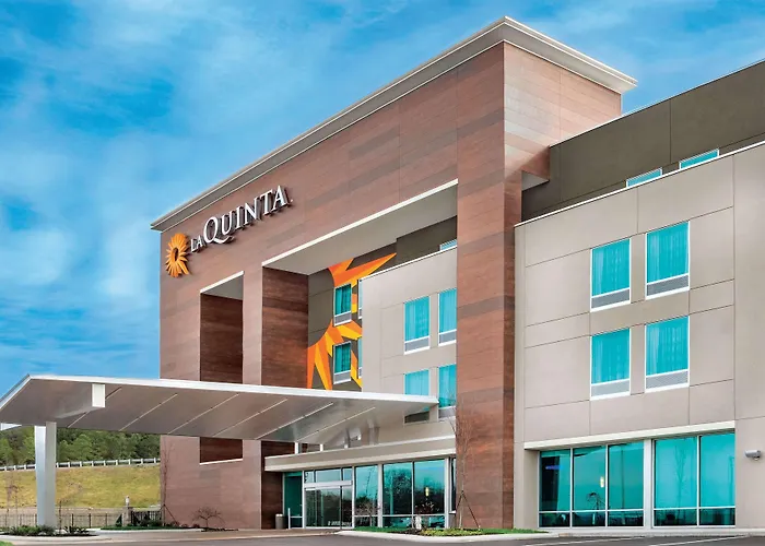 La Quinta By Wyndham Cleveland Tn