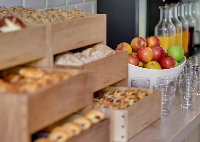 Holiday Inn Express Frankfurt Messe By Ihg