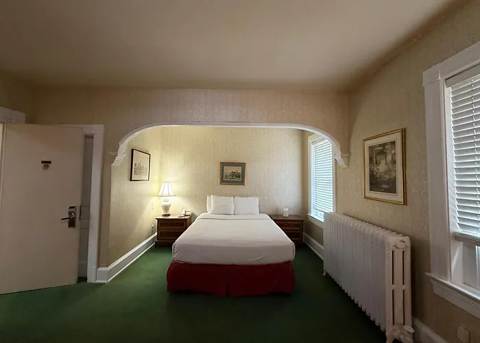 Windsor Inn Hotel