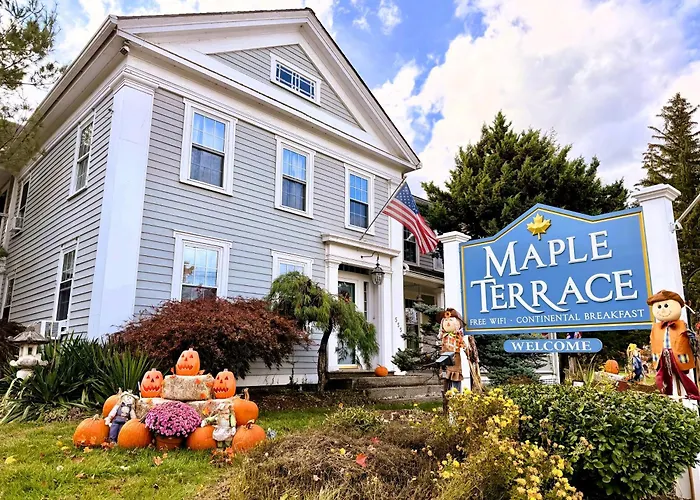 Maple Terrace Motel