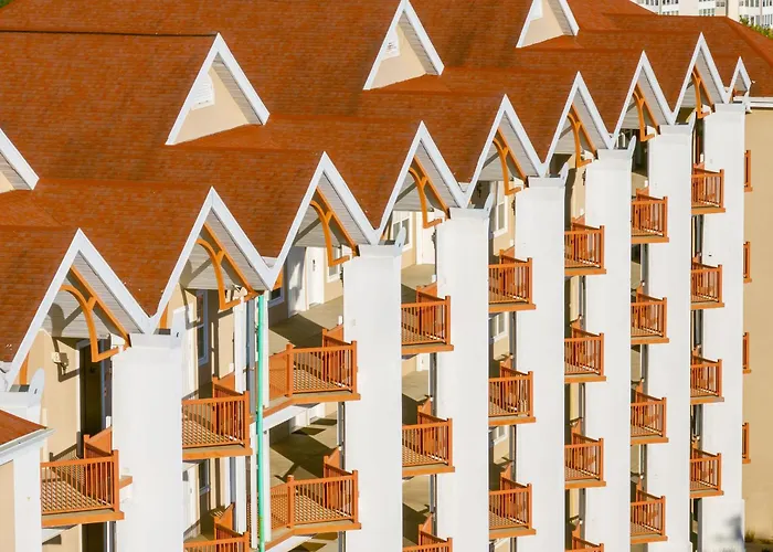 Grand Crowne Resort