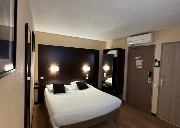 Hôtel Au Petit Caporal