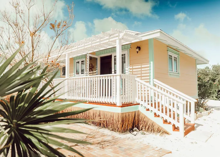 Embrace Resort Staniel Cay