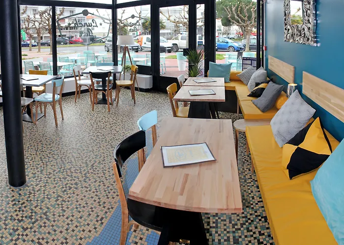 Hotel La Croisette&Restaurant Bistrot Gantier