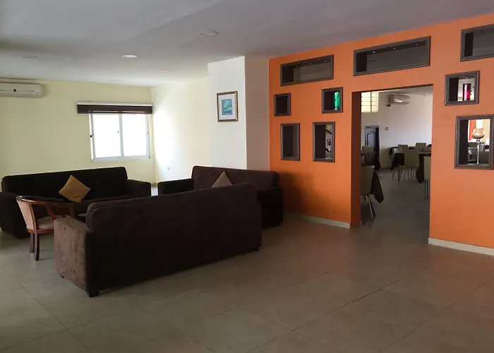 Zaina Plaza Hotel