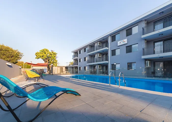 Batavia Apartments