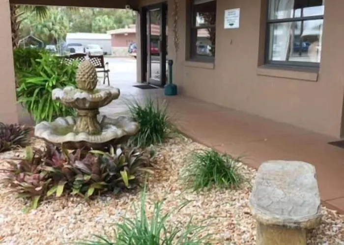 Dinner Bell Motel