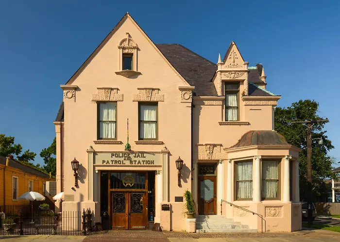 Inn At The Old Jail