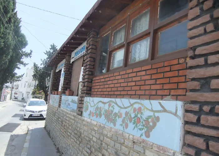 Goekmavi Pansiyon