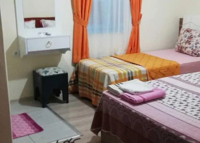 Goekmavi Pansiyon