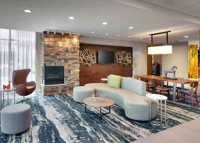 Fairfield Inn & Suites By Marriott Springfield North