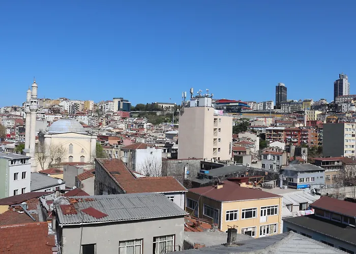 Beyoglu Huzur Hotel