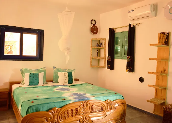 Hotel Mimosa Airport