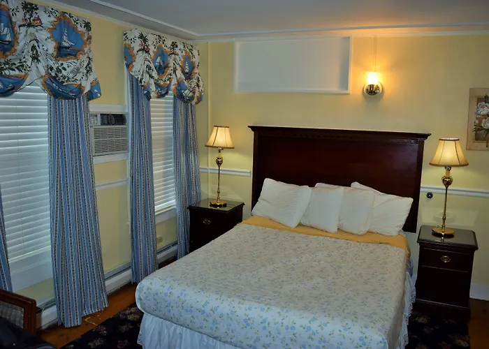 Bellevue House Bed & Breakfast Newport