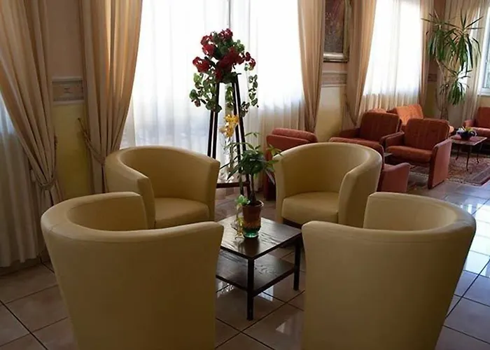 Hotel Monica