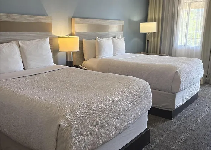 Surestay Innsuites Phoenix Hotel & Suites By Best Western