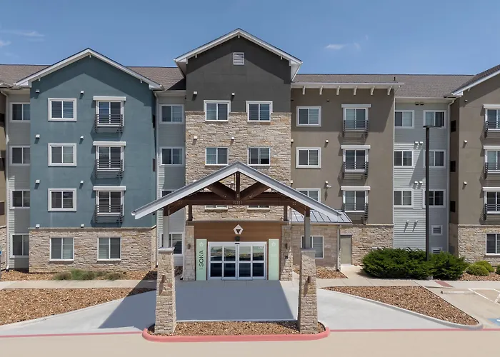 Soka Suites Dallas - Las Colinas