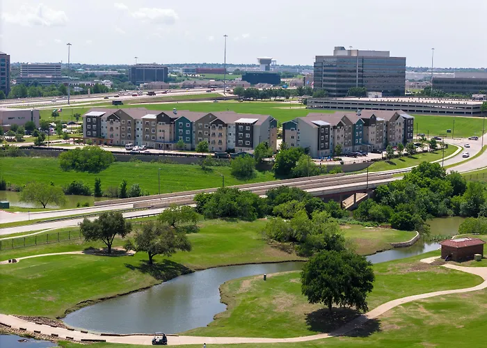 Soka Suites Dallas - Las Colinas