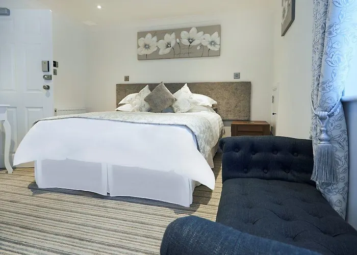 The Rose And Crown Hotel Thorpe-le-Soken