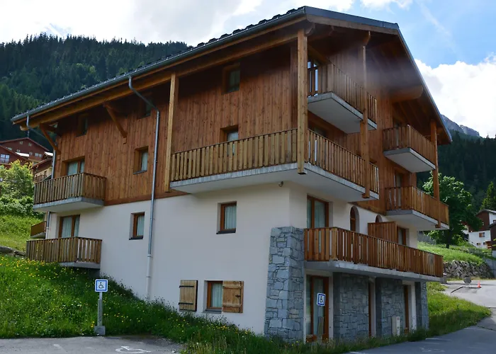 Vacancéole - Résidence Les Chalets de la Ramoure