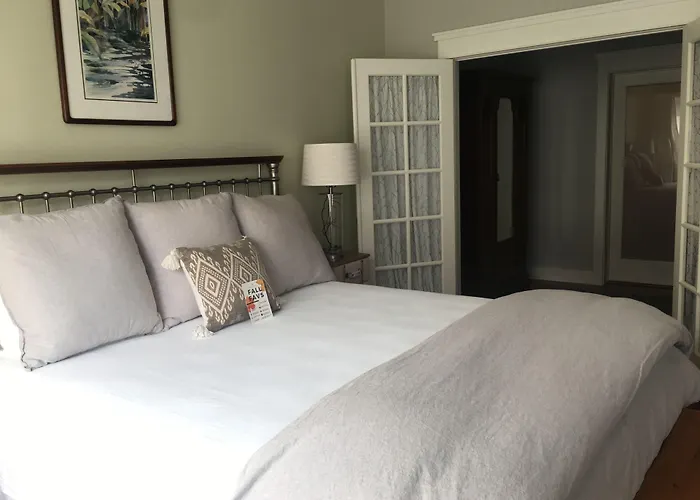 Mossbrae Hotel