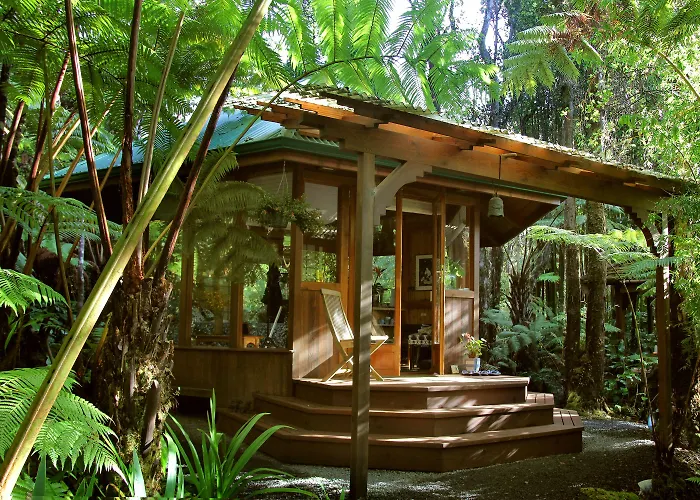 Volcano Rainforest Retreat