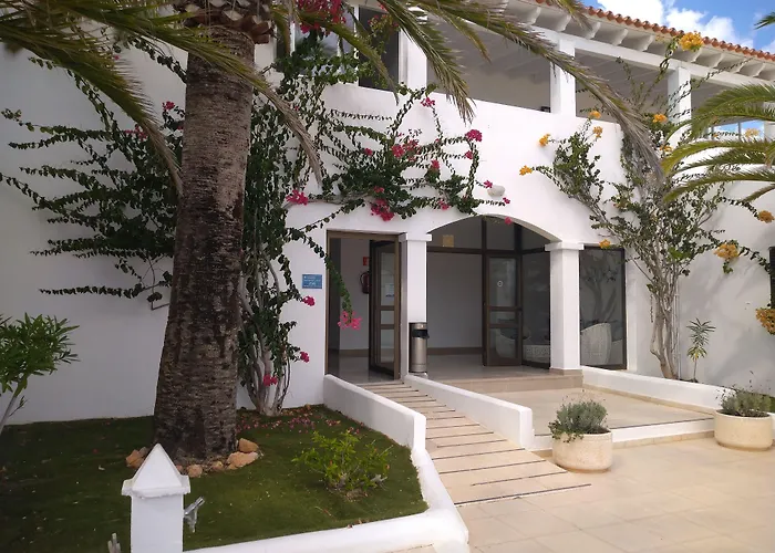 Hotel Roca Bella Es Pujols