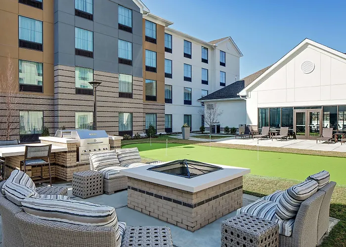 Homewood Suites By Hilton Ronkonkoma