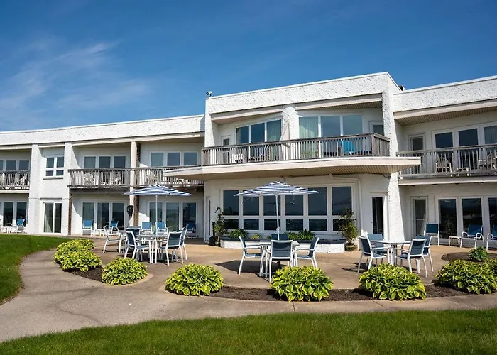 Surf & Sand Beach Motel
