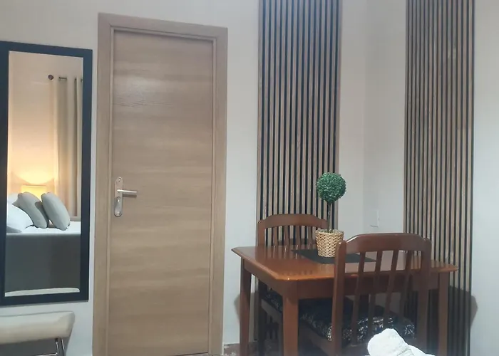 Luna-Guest Rooms