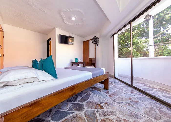 Ayenda 1228 Balcones de la 70