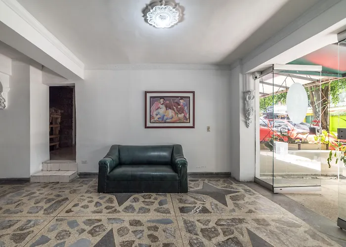 Ayenda 1228 Balcones de la 70