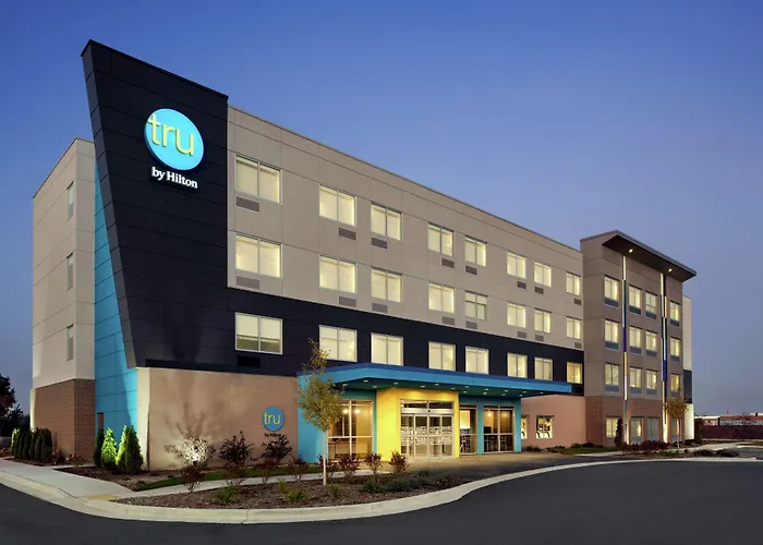 Tru By Hilton Milwaukee Brookfield