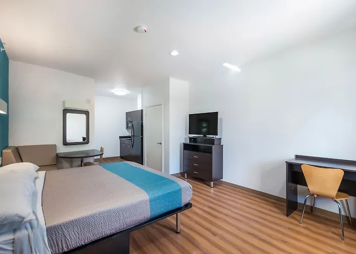 Motel 6-Channelview, Tx