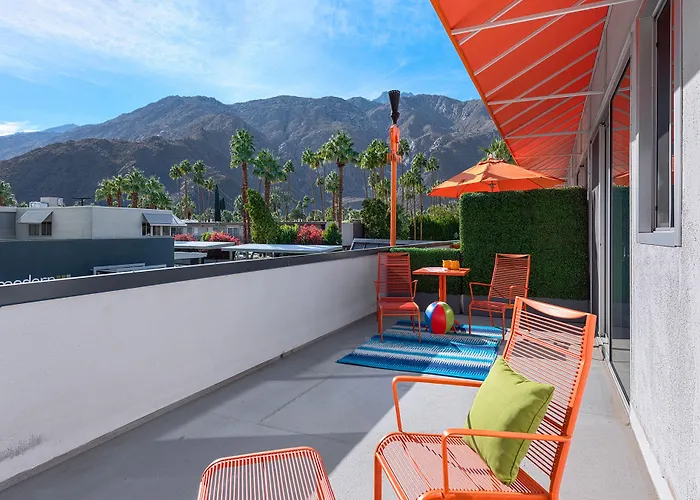 Twist Palm Springs