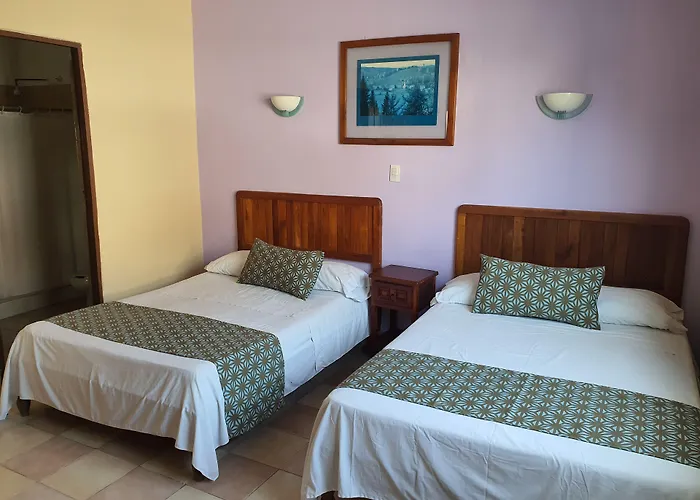 Hotel El Faro Malecon