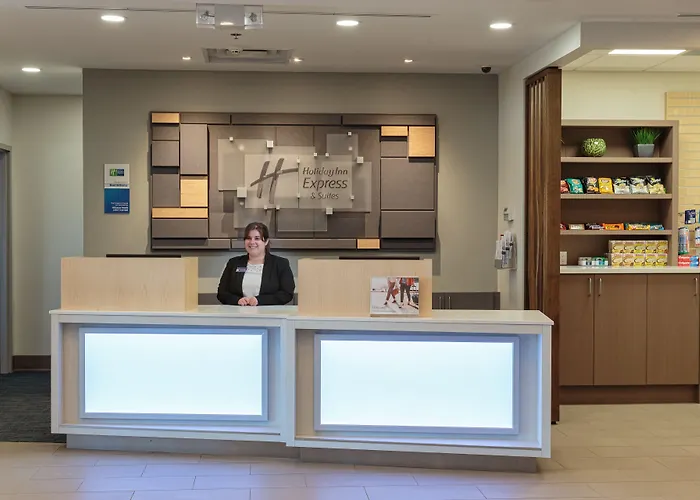 Holiday Inn Express & Suites - Belleville By Ihg