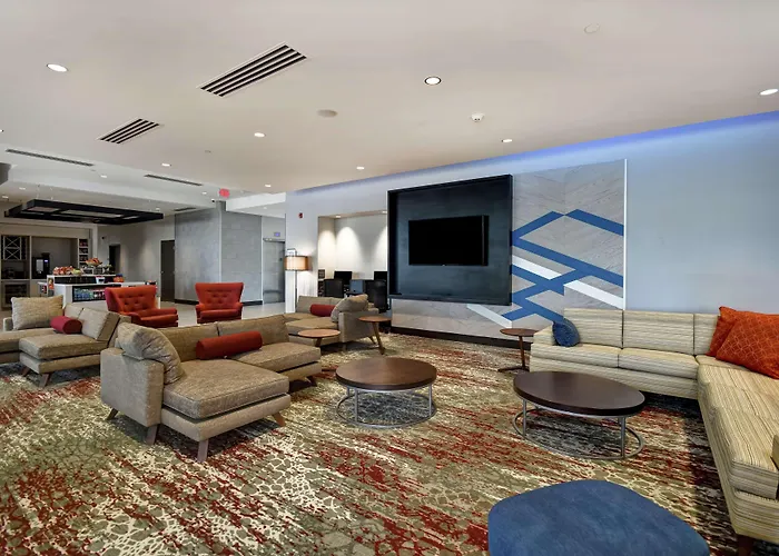 Hilton Garden Inn Lansing West