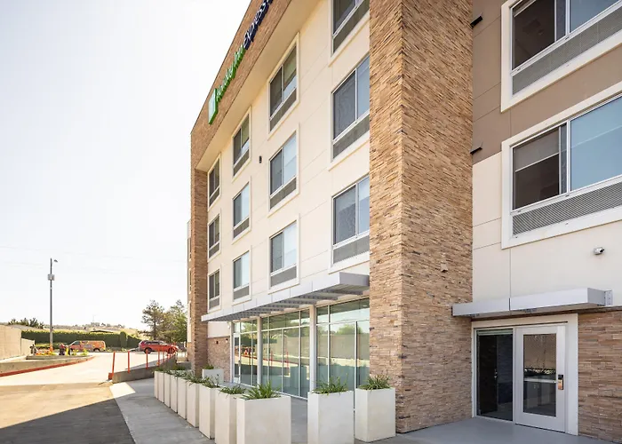 Holiday Inn Express & Suites - San Jose Silicon Valley By Ihg
