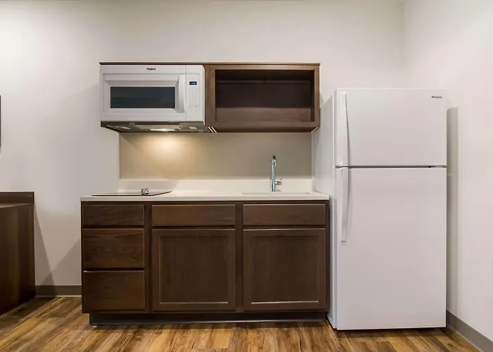 Woodspring Suites - South